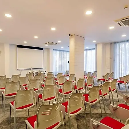 Ap Victoria Sports & Hotel 4*