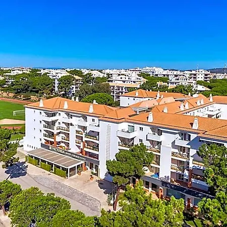 Ap Victoria Sports & Hotel